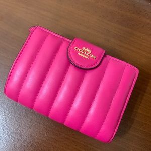 COACH wallet new with tag